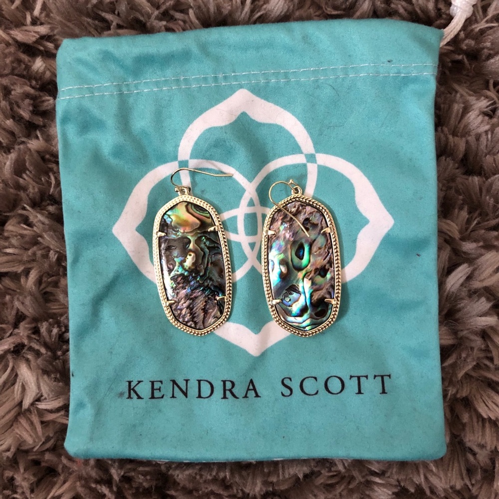 Elle Gold Drop Earrings